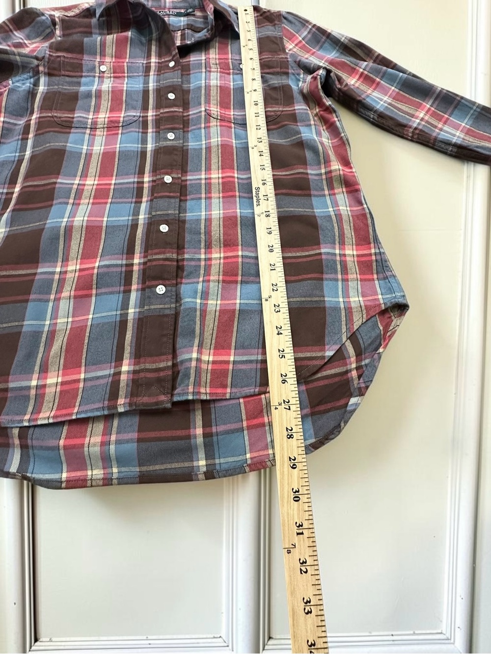 Lauren Ralph Lauren Plaid Button Down Shirt. Size: Large - Picture 5 of 10